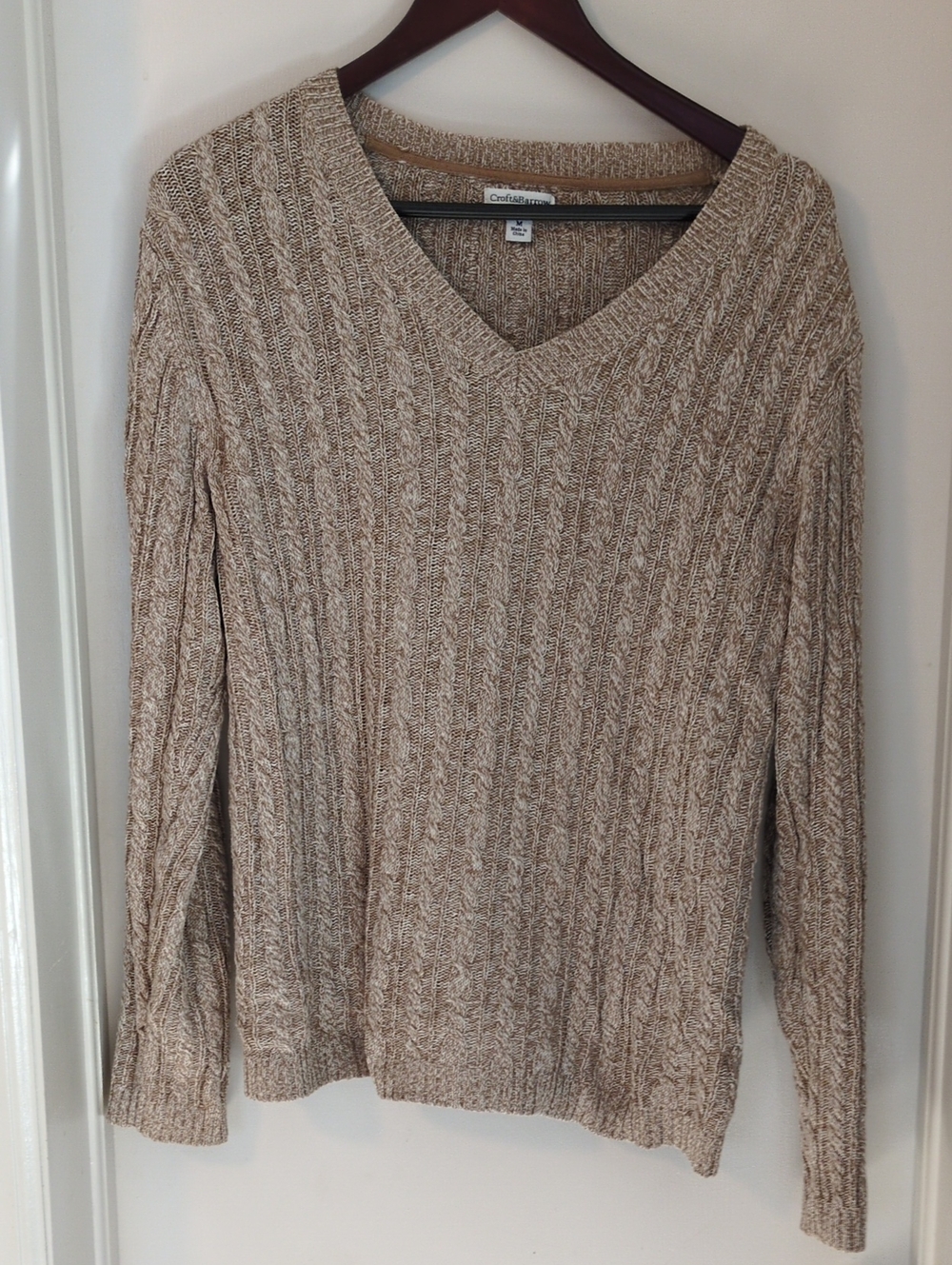 Lightweight Cable Knit Sweater